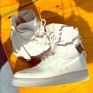 size 5 nike high tops